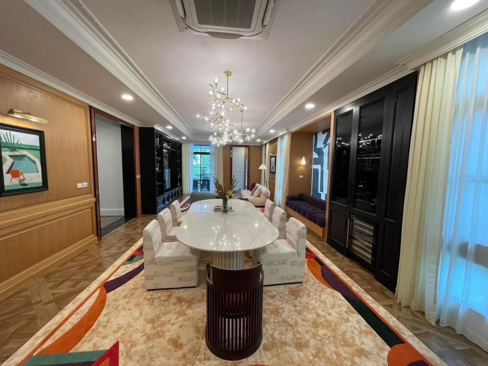 Baan Nantawan Rama 9 KrungthepKreetha 188sqw 5bed 6bath 140 mil Am: 0656199198