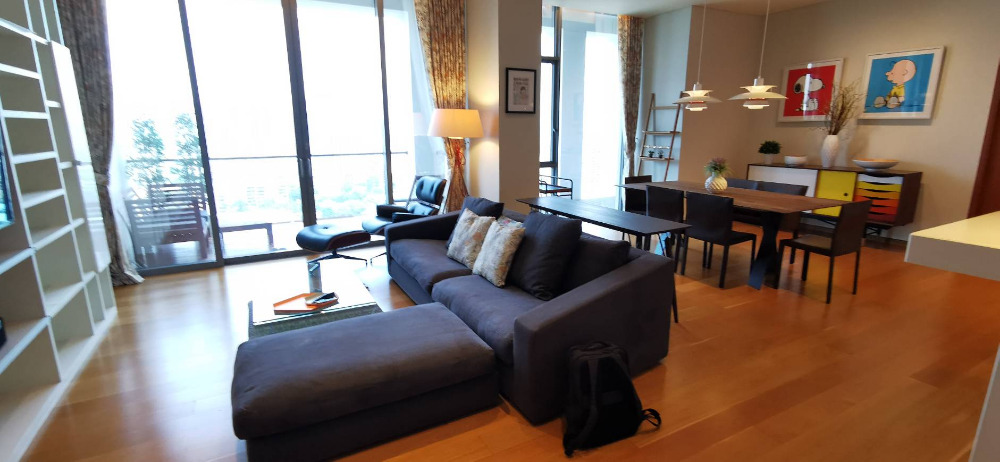 Sukhothai Residences: 1bed 2bath 122sqm. 43,000,000 Am: 0656199198