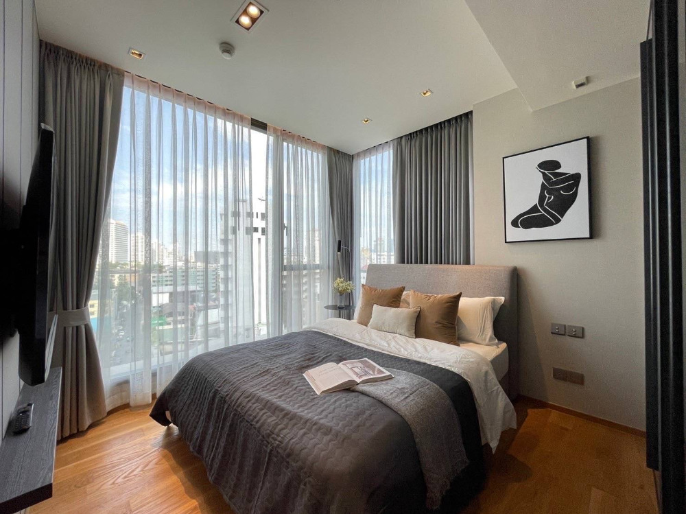 Beatniq Sukhumvit 32: Duplex 2bed 2bath  96.14sqm 110,000/mth Am: 0656199198