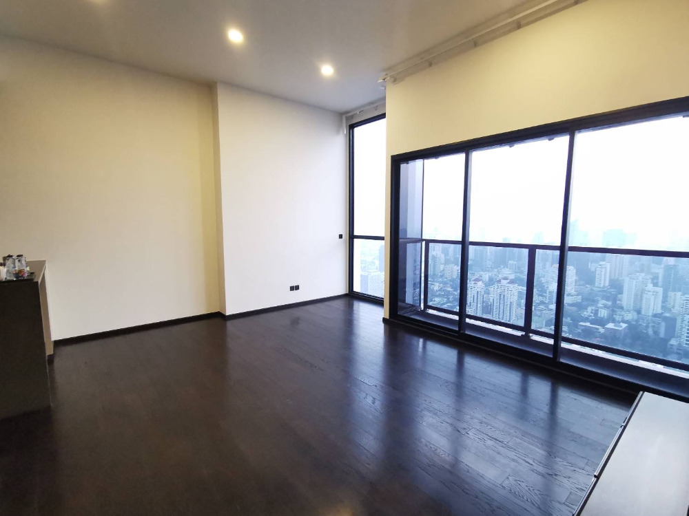 Park Origin Thonglor: 2bed 2bath 68.72sqm. 24,650,000 Am: 0656199198