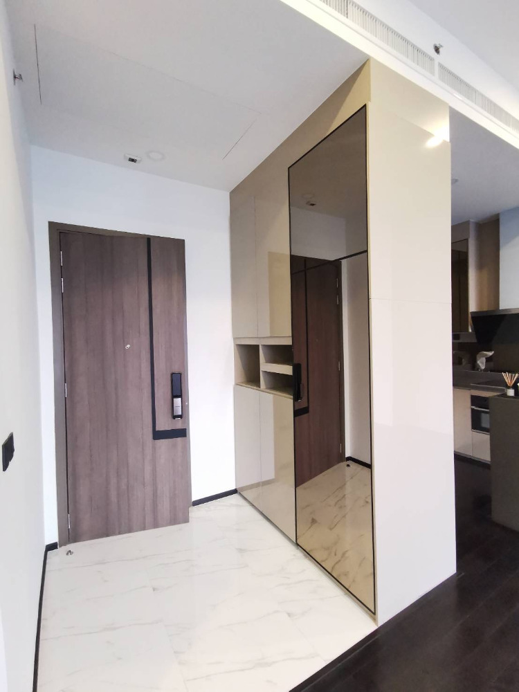 Park Origin Thonglor: 2bed 2bath 68.72sqm. 24,650,000 Am: 0656199198