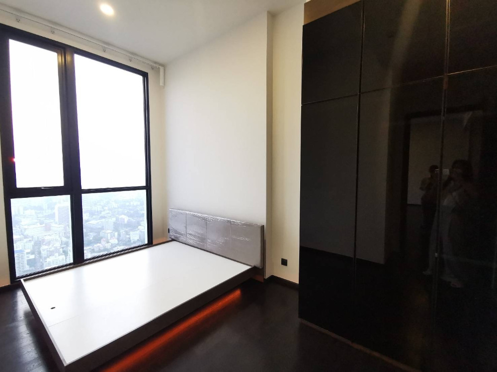 Park Origin Thonglor: 2bed 2bath 68.72sqm. 24,650,000 Am: 0656199198