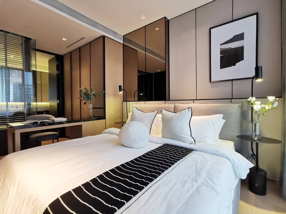 Beatniq Sukhumvit 32: 1bed 55sqm. 15,000,000 Am: 0656199198