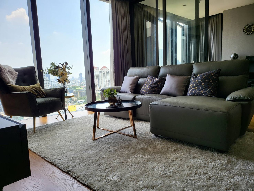 Beatniq Sukhumvit 32: 2+1bed 2bath 107.61 sqm 34,000,000 Am: 0656199198