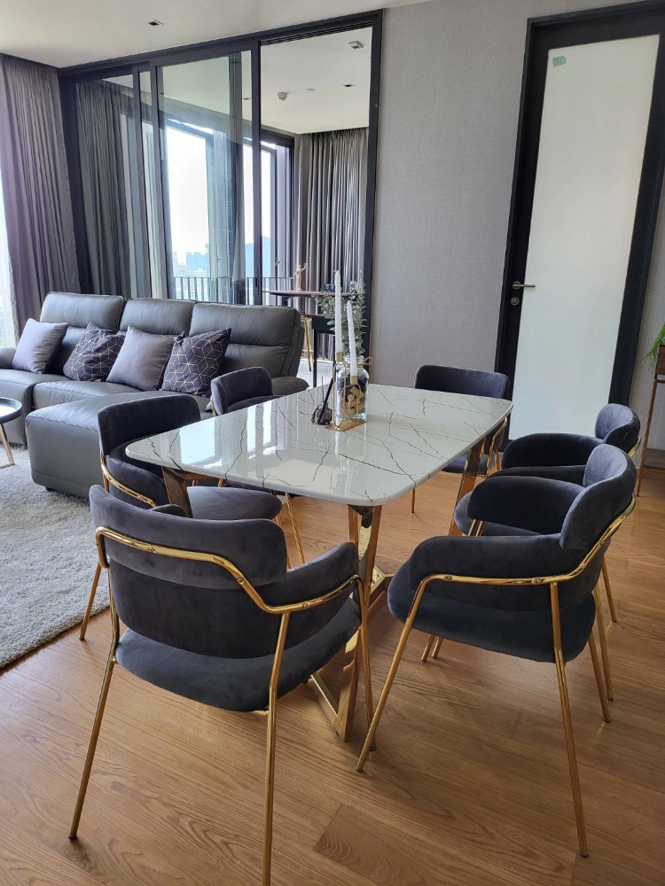 Beatniq Sukhumvit 32: 2+1bed 2bath 107.61 sqm 34,000,000 Am: 0656199198