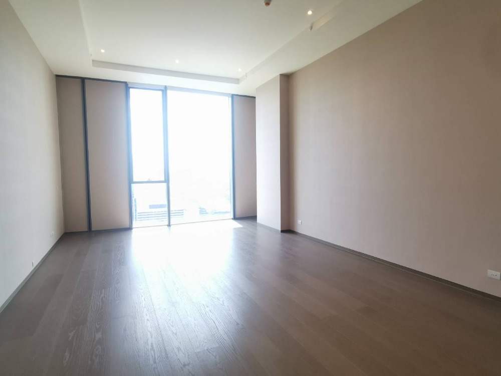 Scope Langsuan Penthouse: whole floor 4bed 5bath + maid 463.12sqm. 450,000,000 Am: 0656199198