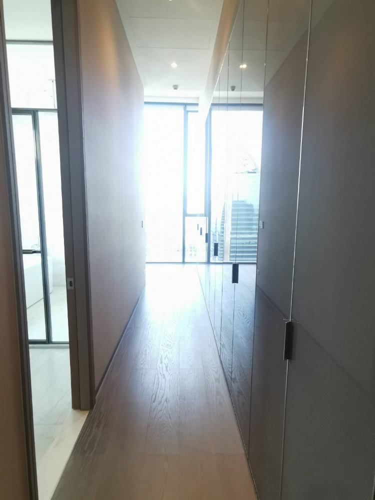 Scope Langsuan Penthouse: whole floor 4bed 5bath + maid 463.12sqm. 450,000,000 Am: 0656199198