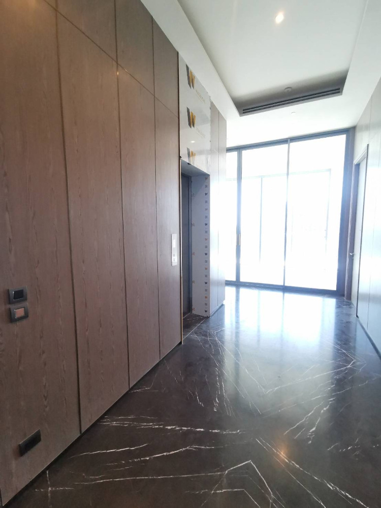 Scope Langsuan Penthouse whole floor 453.49sqm. 570,000,000 Am: 0656199198