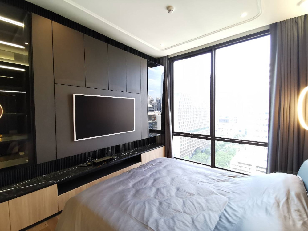 Muniq Langsuan: 1bed 1bath 56.42sqm. 68,000/mth 20.8 mil Am: 0656199198