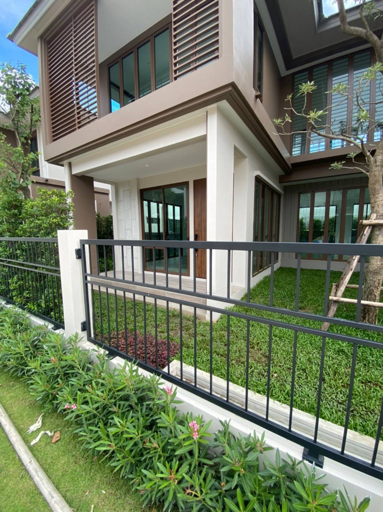 ฺฺBurasiri Krungthep Kreetha 4bed 5bath 77.3sqwah 35,000,000 Am: 0656199198