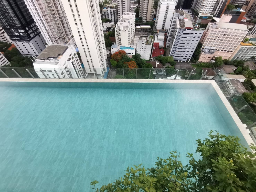 Kraam Sukhumvit 26: 2bed 2bath 121.40sqm. 48,000,000 Pool view Am: 0656199198