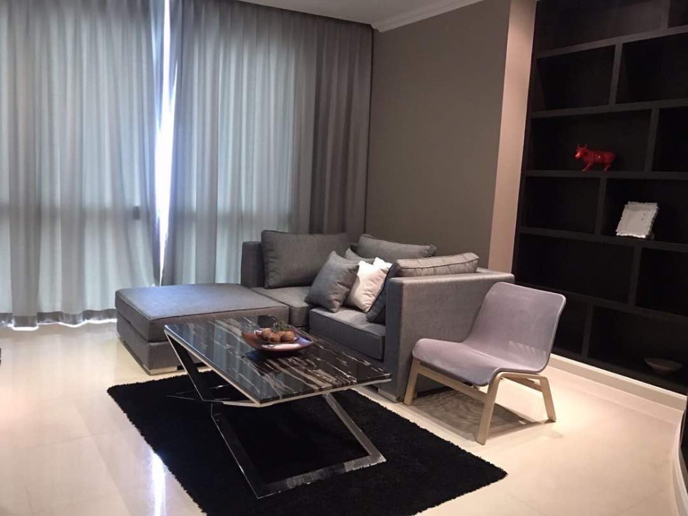 Millennium Residence Duplex Penthouse: 353sqm 3+1 bed 220,000/mth Am: 0656199198