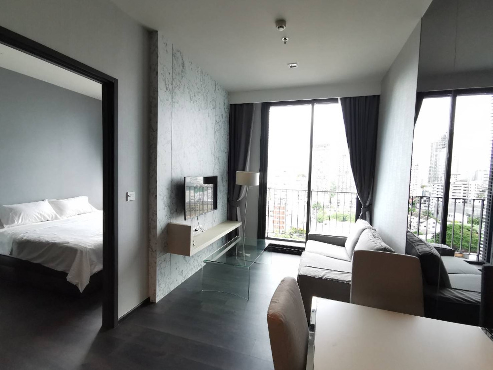 Edge Sukhumvit 23: 1bed 1bath 33.48sqm. 29,000/mth Am: 0656199198