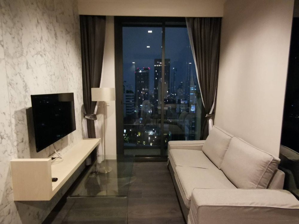 Edge Sukhumvit 23: 1bed 1bath 33.48sqm. 29,000/mth Am: 0656199198