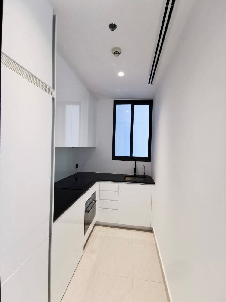 Tait 12 Cheapest 2bed: 2bed 2bath 71.5sqm. 15,500,000 Am: 0656199198