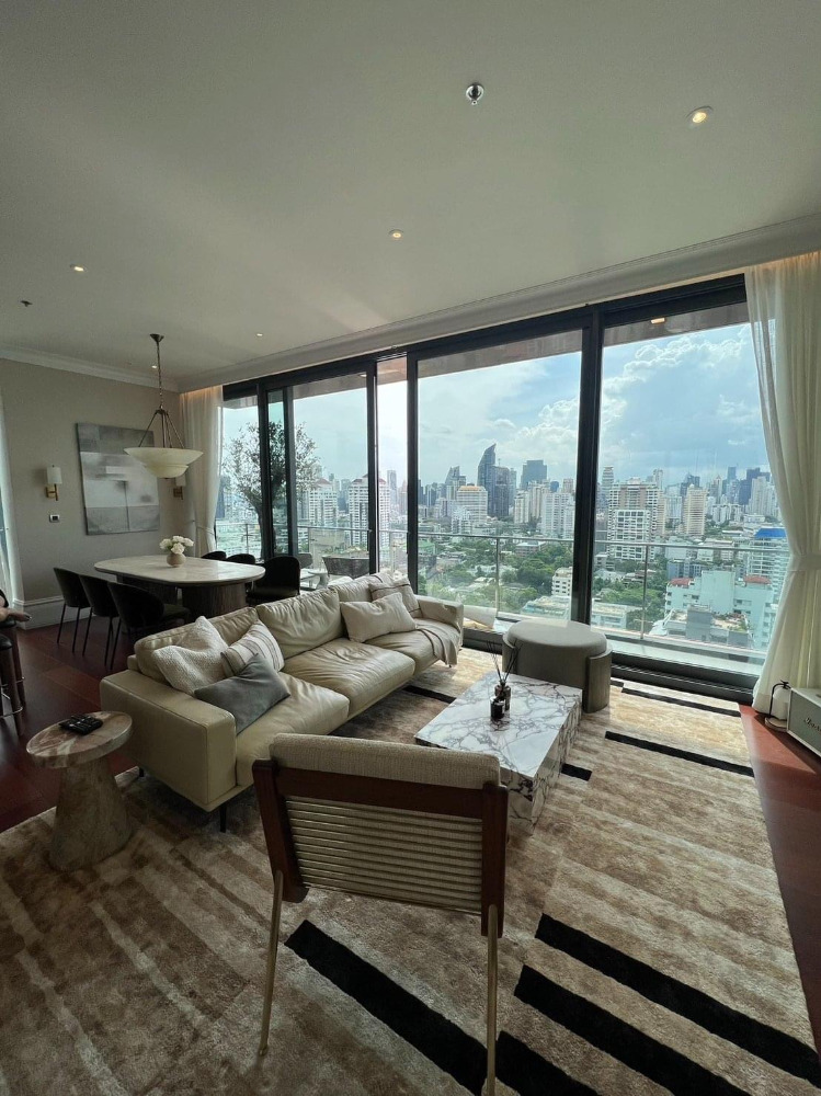 Khun by Yoo: 3bed 3bath 149.5sqm. 81,000,000 Am: 0656199198