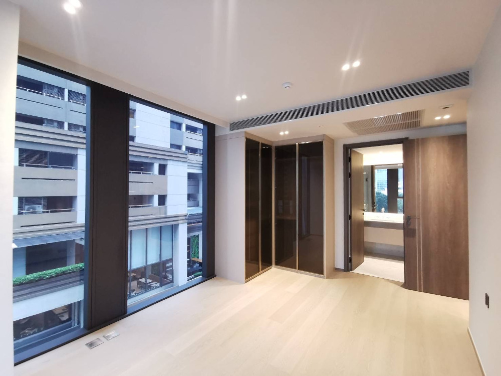 Tonson One Residence: 1bed 1bath 57sqm. 19,800,000 Am: 0656199198