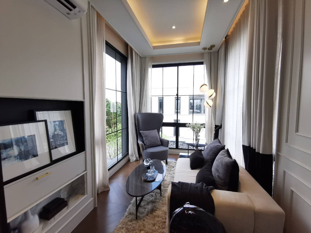 Malton Gates Krungthep Kreetha: 109.8 sqwah 544sqm. 5bed 5bath 59,900,000