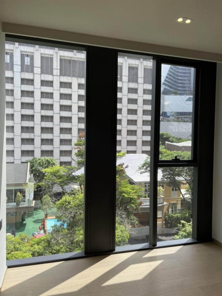 Tonson One Residence: 2bed 2bath 108sqm 47,000,000 Am: 0656199198