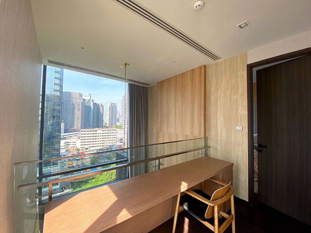 Laviq Sukhumvit 57 Duplex: 2bed 2bath 98sqm. 120,000/mth Am: 0656199198