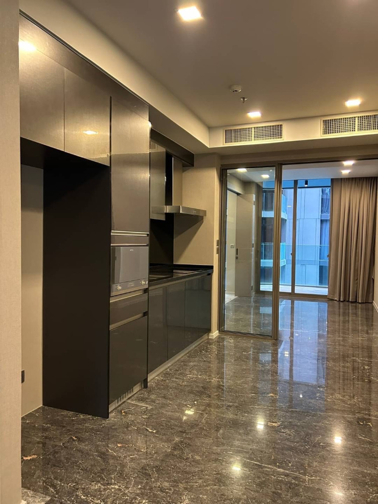 Ashton Sukhumvit 41: 2bed 2bath 68.26sqm. 14,590,000 Am: 0656199198