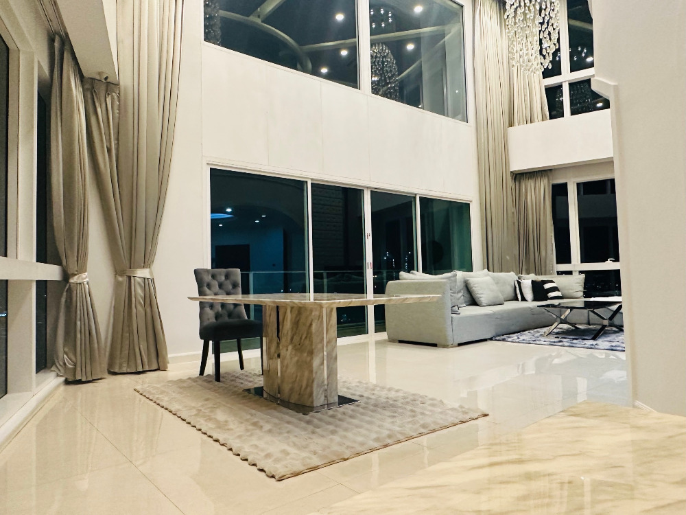 Millennium Residence Duplex Penthouse: 325sqm 4XFloor 4bed 4bath 75,000,000 Am: 0656199198