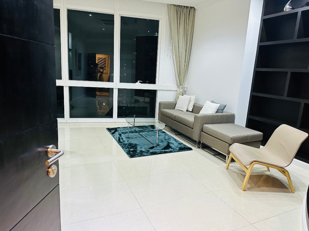 Millennium Residence Duplex Penthouse: 325sqm 4XFloor 4bed 4bath 75,000,000 Am: 0656199198