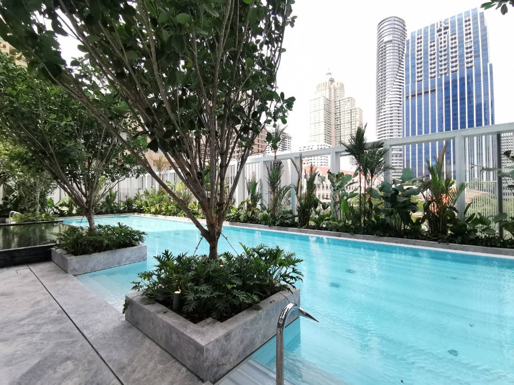 SCOPE LANGSUAN: 3 bed 4 bath 240sqm 182,000,000 Am: 0656199198