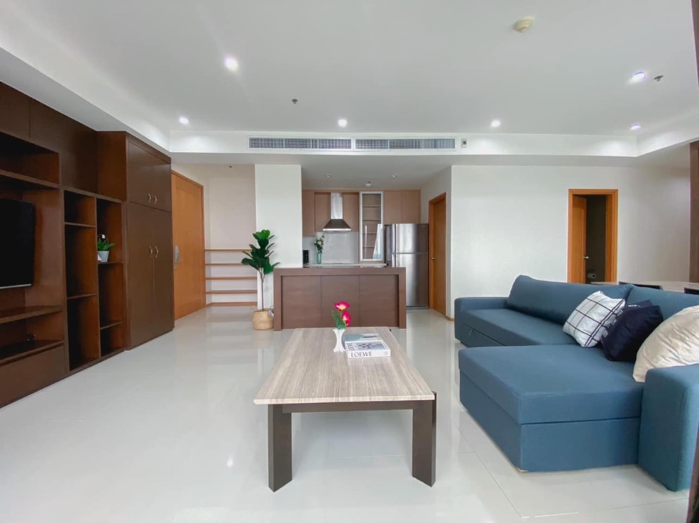 The Emporio Place Sukhumvit 24: 2bed 3bath 108sqm. 22,000,000 Am: 0656199198