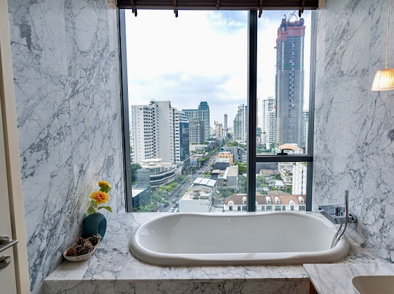 Khun by Yoo:  2bed 2bath 82.19sqm. 120,000/mth Am: 0656199198