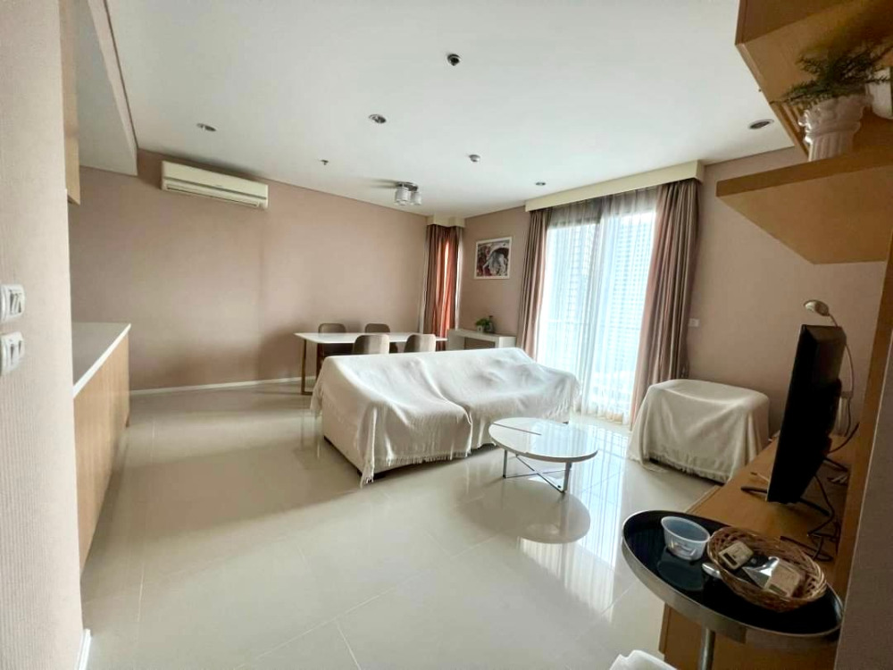 Villa Asoke:  2bed 2bath 81.5sqm. 12,500,000  Am: 0656199198