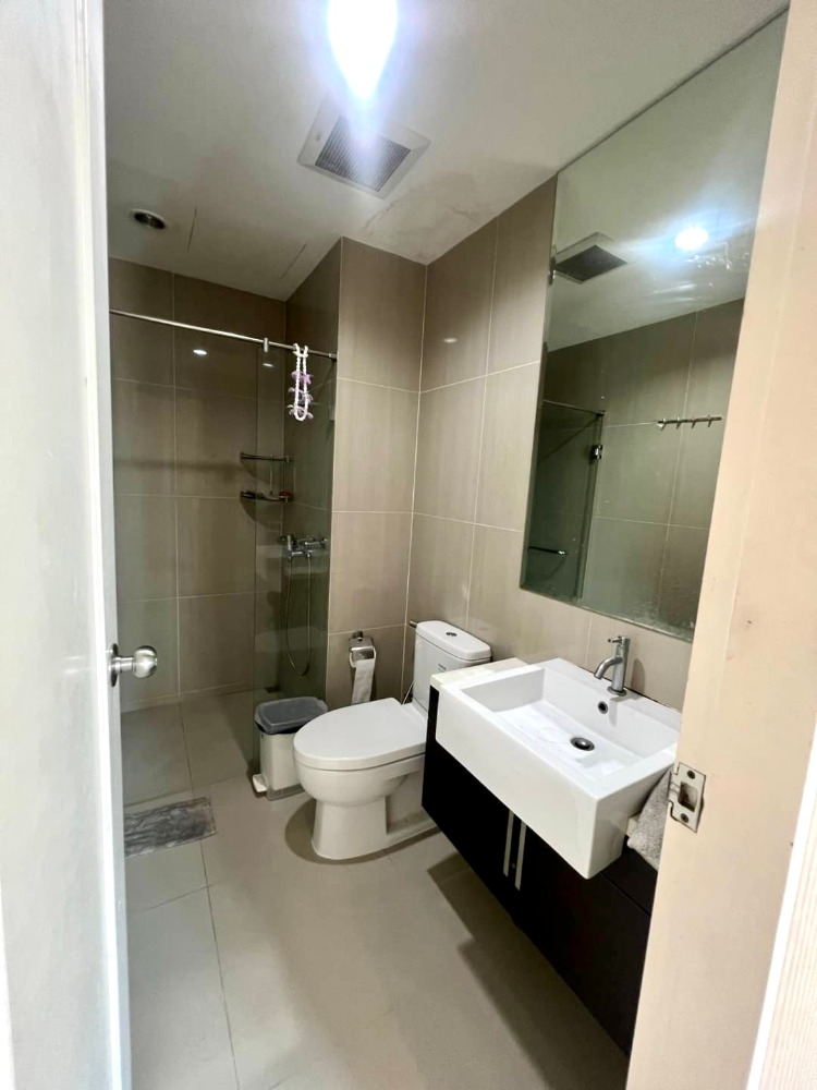 Villa Asoke:  2bed 2bath 81.5sqm. 12,500,000  Am: 0656199198