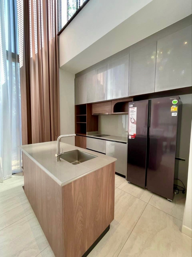 Bugaan Krungthep Kreetha: 4bed 5bath 430sqm. 270,000/mth Am: 0656199198