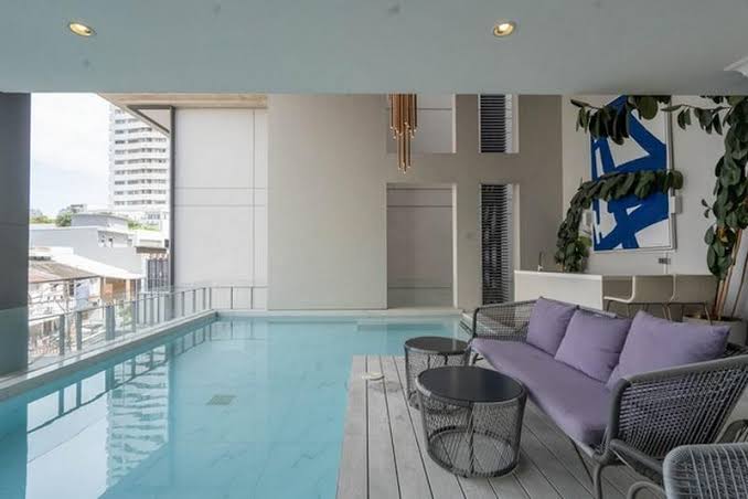 749 Residences: Sukhumvit 49 4bed 5bath 40.40sqwah 467.5sqm. 80,000,000 Am: 0656199198