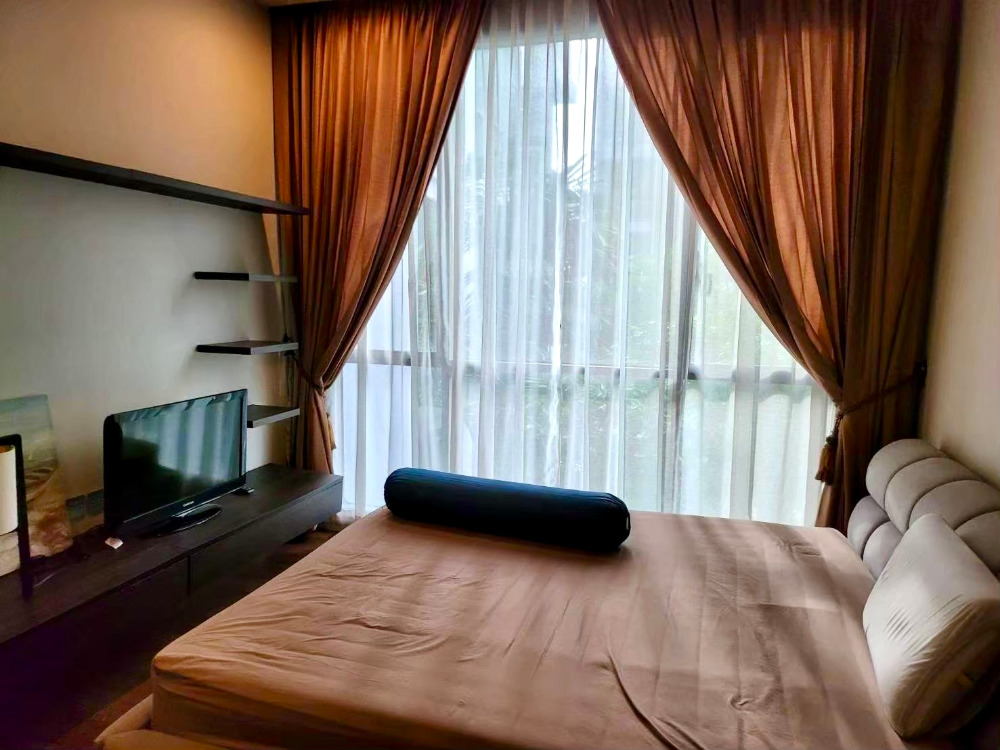 Quattro Thonglor soi 4: 1bed 1bath 53.39sqm. 9,500,000 Am: 0656199198