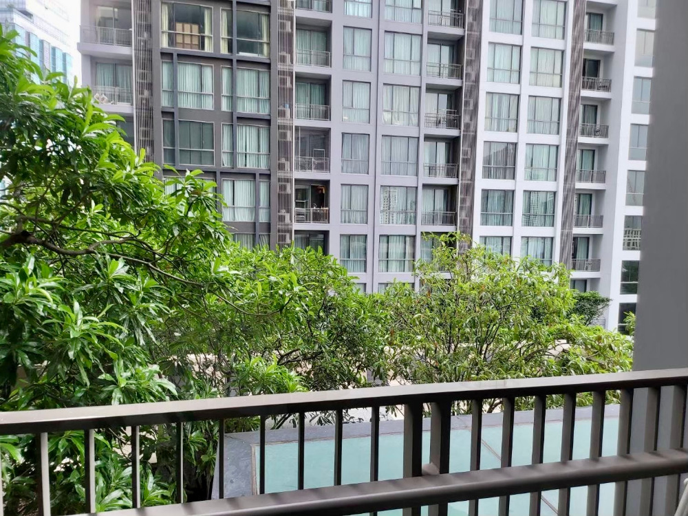 Quattro Thonglor soi 4: 1bed 1bath 53.39sqm. 9,500,000 Am: 0656199198