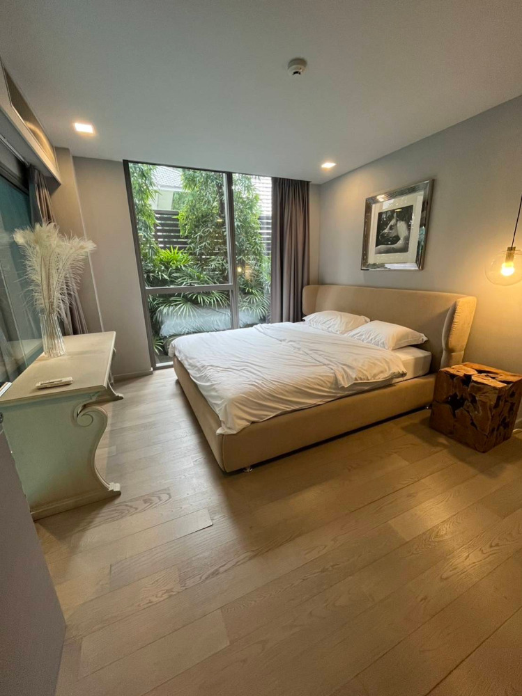 Ashton Sukhumvit 41: 3bed 3bath Duplex 159sqm. 160,000/mth Am: 0656199198