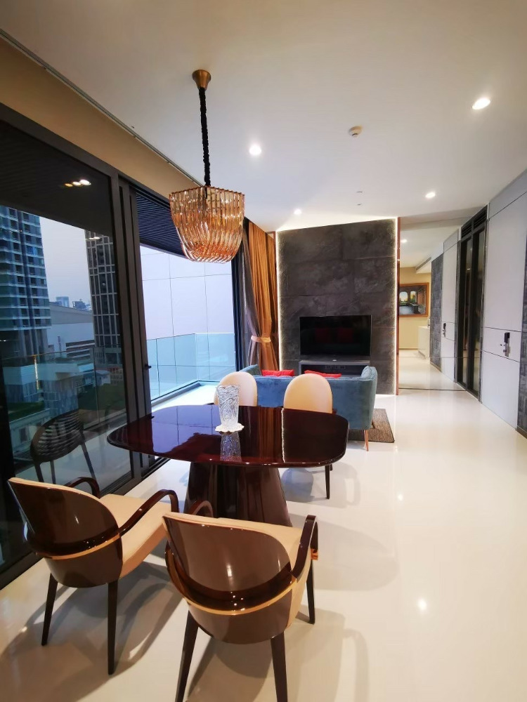 VITTORIO Sukhumvit 39:  2bed 3bath 101.74sqm. 120,000/mth Am: 0656199198