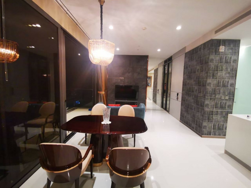 VITTORIO Sukhumvit 39:  2bed 3bath 101.74sqm. 120,000/mth Am: 0656199198