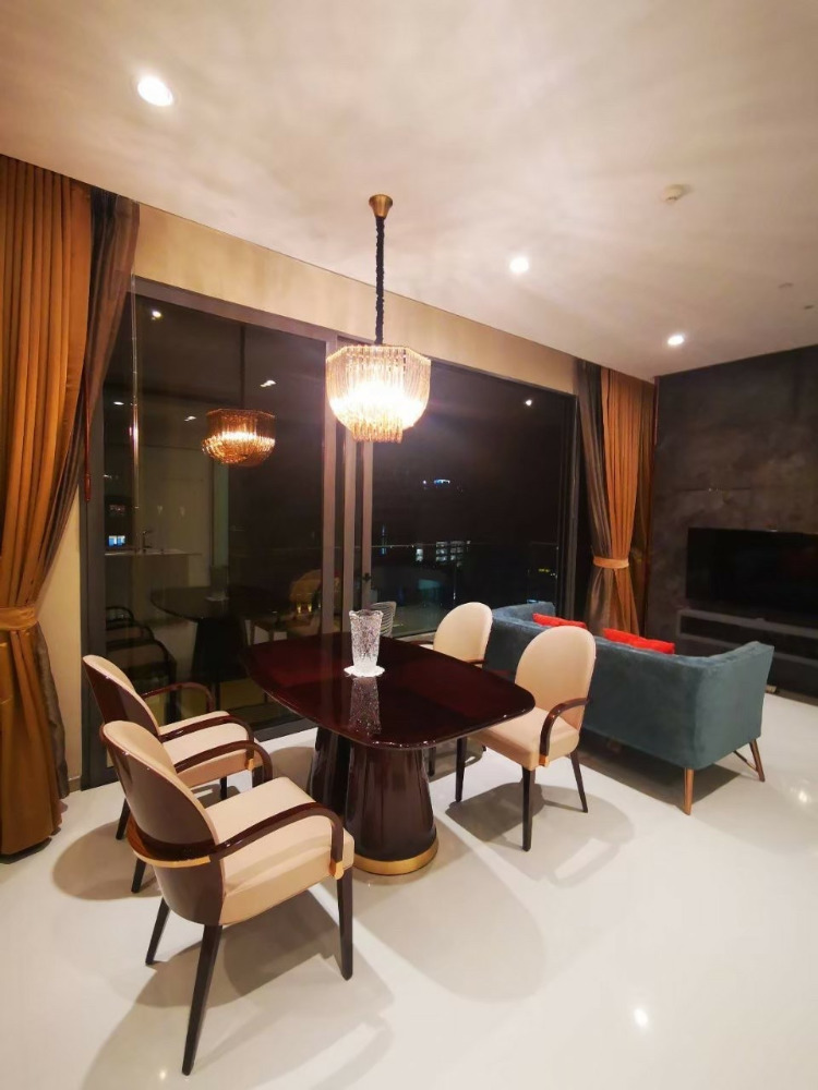 VITTORIO Sukhumvit 39:  2bed 3bath 101.74sqm. 120,000/mth Am: 0656199198