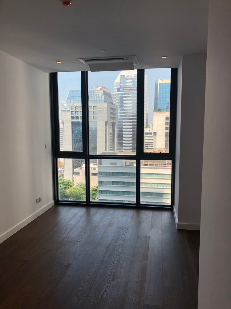 Supalia Icon Sathorn: 2bed 2bath 71.5sqm. 14,400,000 Am: 0656199198