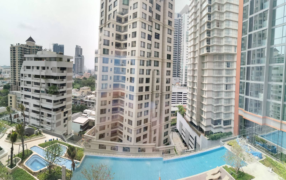 Supalia Icon Sathorn: 2bed 2bath 71.5sqm. 14,400,000 Am: 0656199198