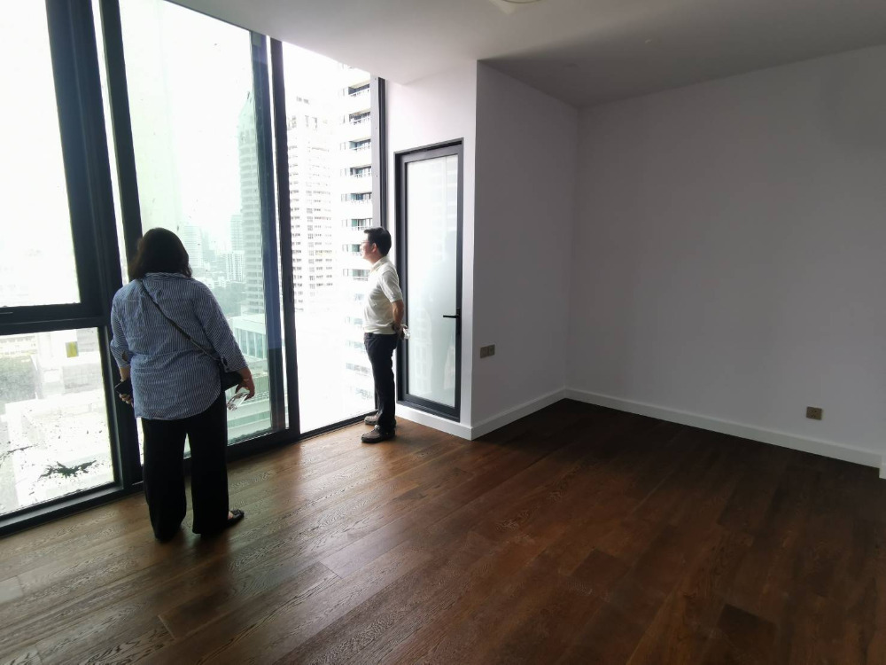 Supalia Icon Sathorn: 1bed 1bath 45sqm. 9,500,000 Am: 0656199198