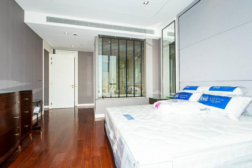 Marque Sukhumvit 39: 2bed 3bath 126.82sqm. 150,000/mth Am: 0656199198