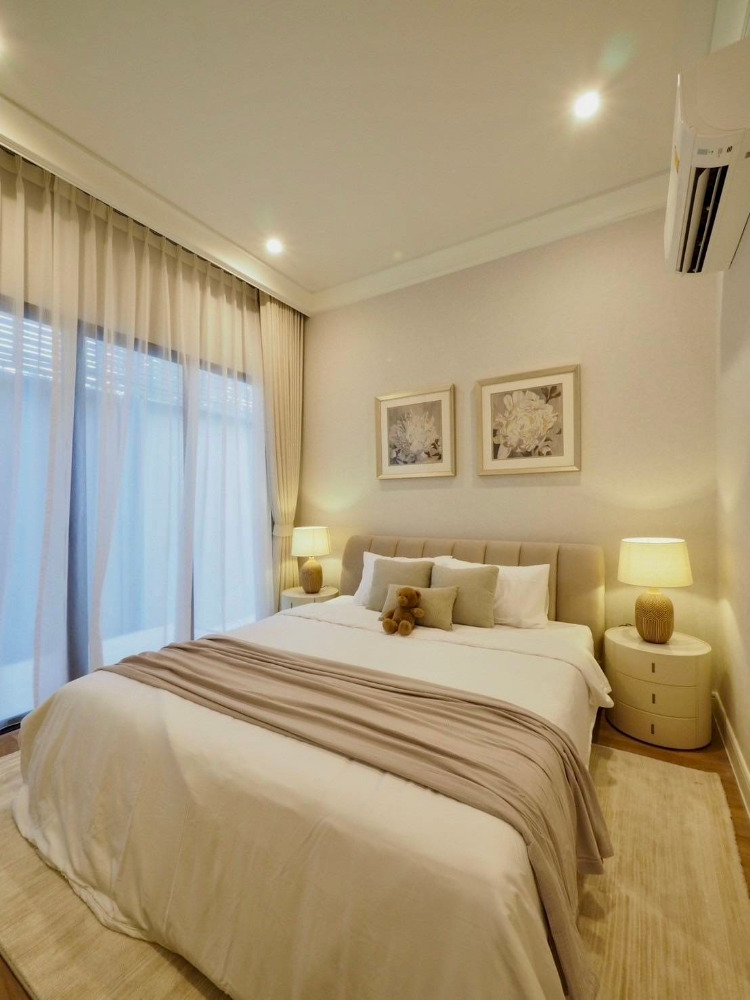 Narasiri Krungthep Kreetha: NoHo 5 148.30sqwah 554sqm. 650,000/mth Am: 0656199198