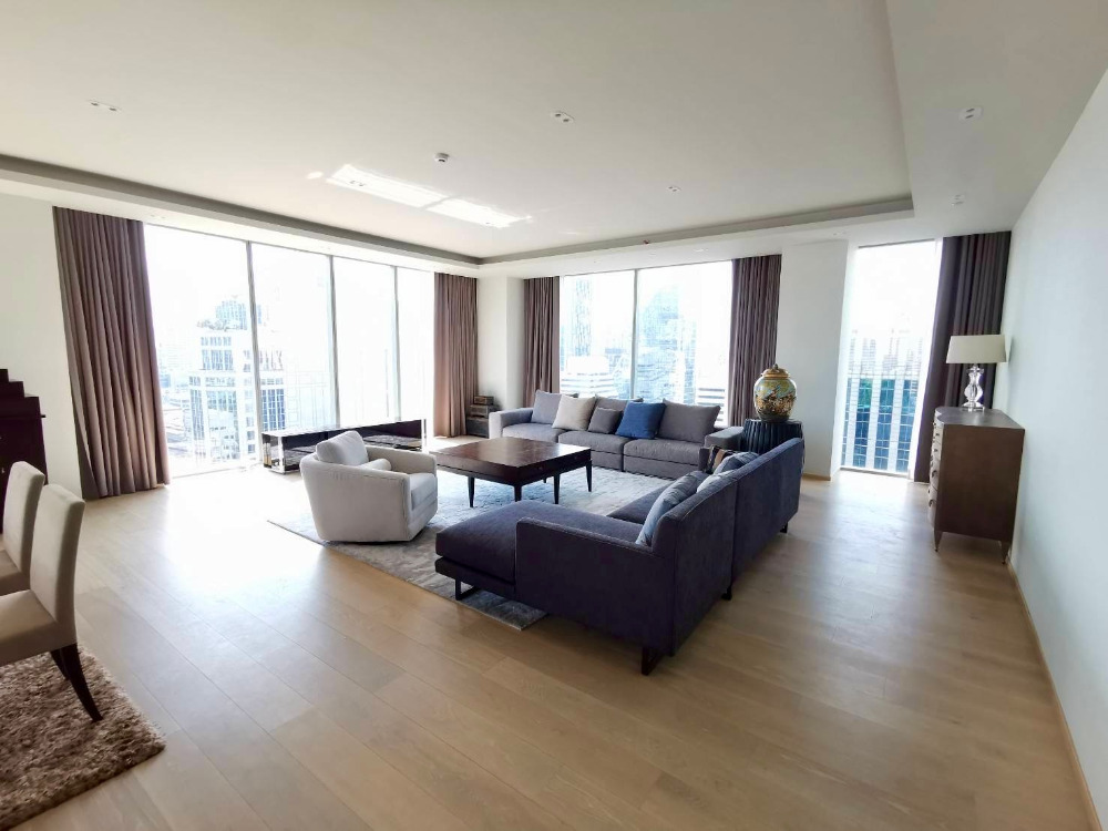 Tonson One Residence Penthouse for rent: 3bed 3bath 254.12sqm. 330,000/mth Am: 0656199198