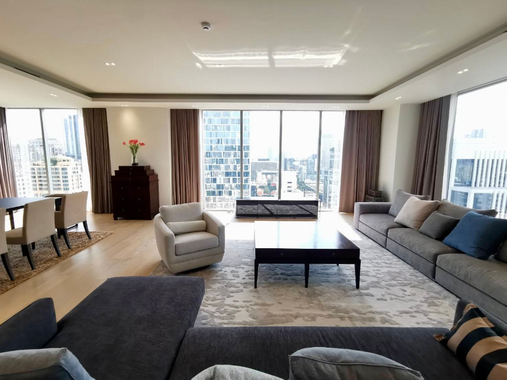 Tonson One Residence Penthouse for rent: 3bed 3bath 254.12sqm. 330,000/mth Am: 0656199198