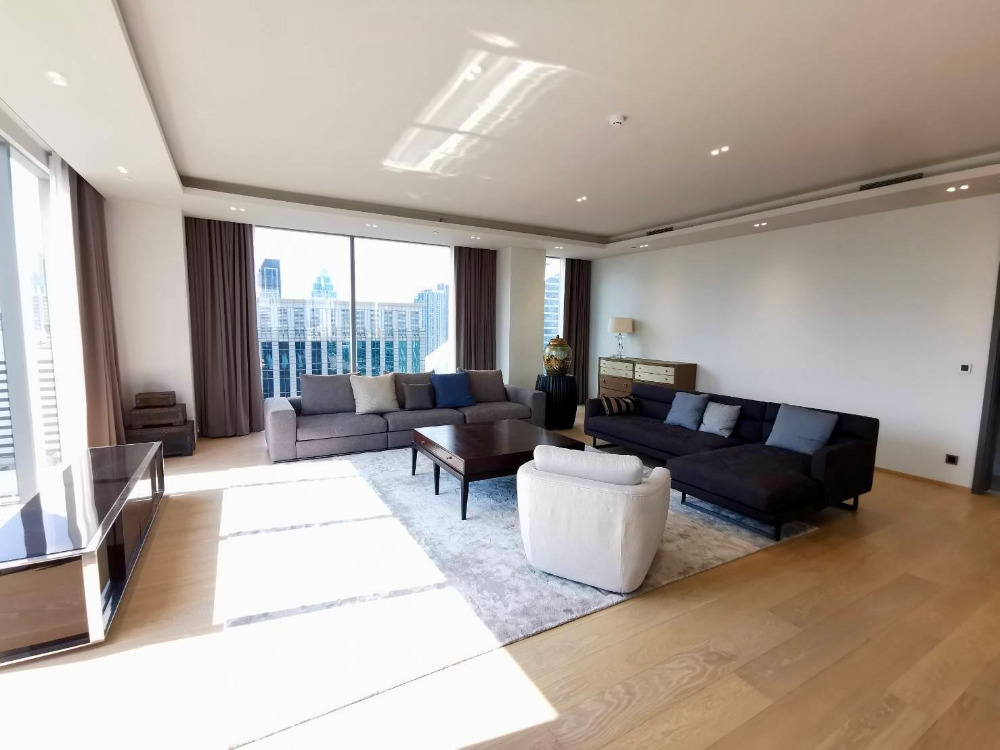 Tonson One Residence Penthouse for rent: 3bed 3bath 254.12sqm. 330,000/mth Am: 0656199198