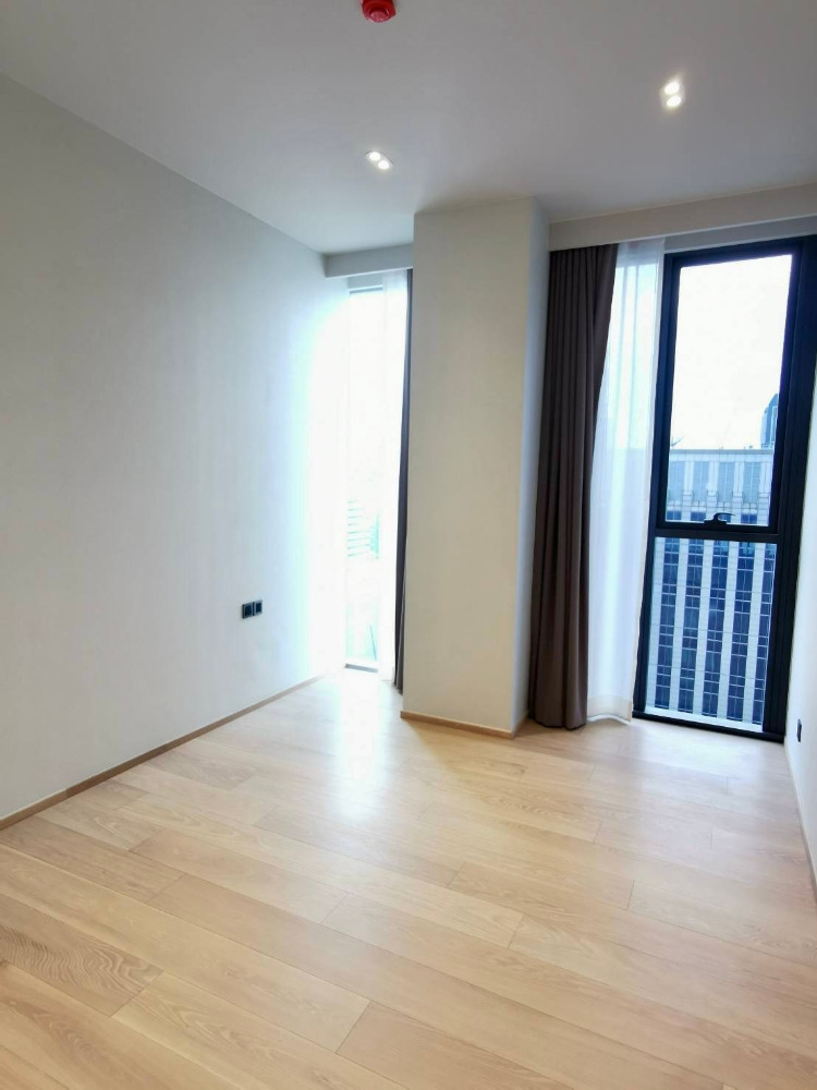 Tonson One Residence Penthouse for rent: 3bed 3bath 254.12sqm. 330,000/mth Am: 0656199198