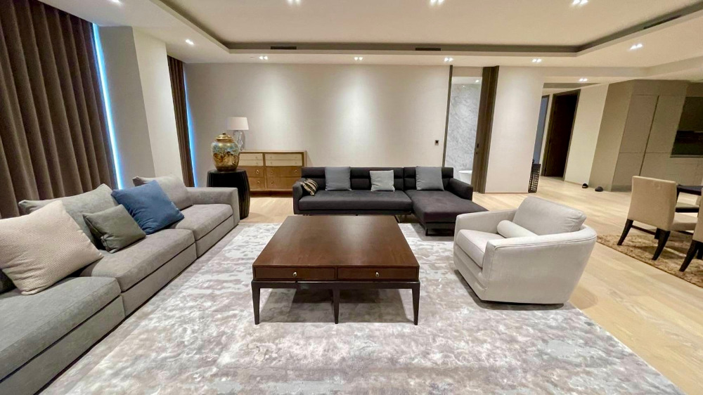 Tonson One Residence Penthouse for rent: 3bed 3bath 254.12sqm. 330,000/mth Am: 0656199198